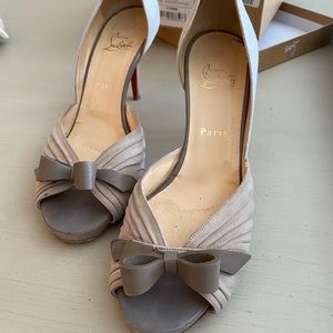 Christian Louboutin Beige Suede Lady Turner Pumps